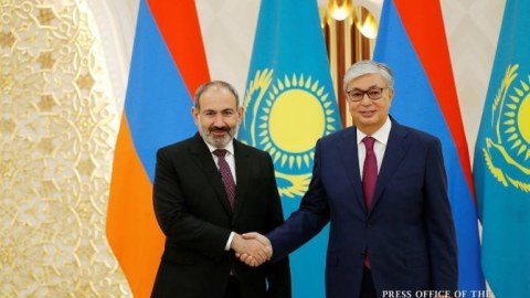 Tokayev də Paşinyana başsağlığı verdi