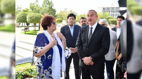 “Müslümün ad gününü evimizdə qeyd edirdik” - Prezident