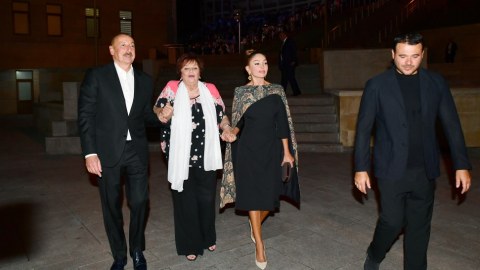 Müslüm Maqomayevin xatirə gecəsindən FOTOLAR