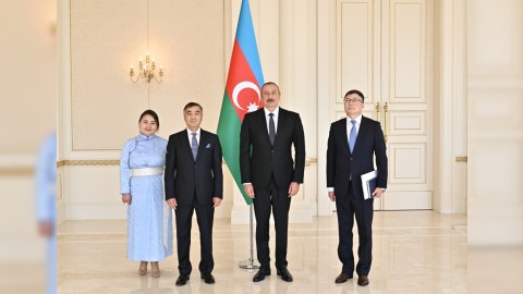 Prezident yeni səfirləri qəbul etdi - YENİLƏNİB