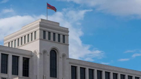 Ermənistan tezliklə Rusiyaya cavab verəcək - Qalmaqal böyüyür