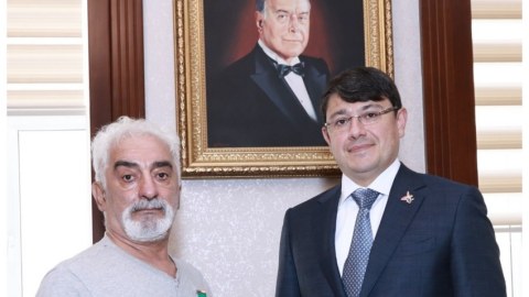 Əməkdar artistə “Tərəqqi” medalı təqdim olundu