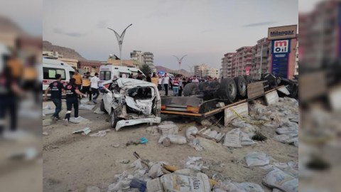 Türkiyədə dəhşətli qəza: Ölü sayı 20-yə çatdı - YENİLƏNİB