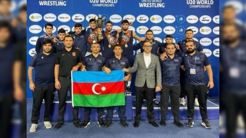 Güləş millimiz tarixi uğura imza atdı