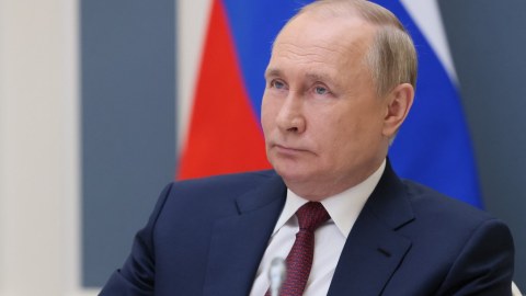 Putin: Rusiya yalnız öz maraqlarına uyğun siyasət yürüdəcək