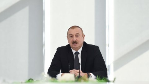 "Bayrağımız Qarabağda, Zəngəzurda əbədi dalğalanacaq" - Prezident