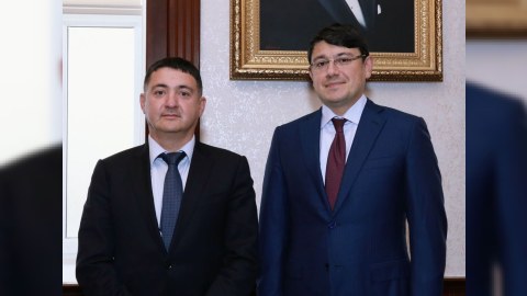 Komitə sədri Moldovadakı diaspor rəhbəri ilə görüşdü