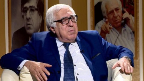 Yazıçılar Birliyində Anar dövrü bitir? - AÇIQLAMA