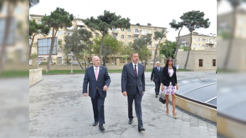 Şəfqət və xeyirxahlıq mücəssəməsi