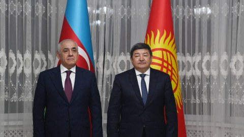 Azərbaycan və Qırğızıstan baş nazirləri görüşdü 