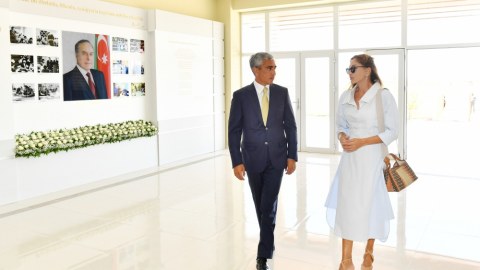 Mehriban Əliyeva məktəb və bağça açılışında - FOTOLAR