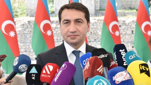 “Prezident nəyi, nə zaman edəcəyini yaxşı bilir” - Hikmət Hacıyev