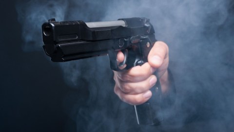 3 yaşlı uşaq atasını öldürdü 