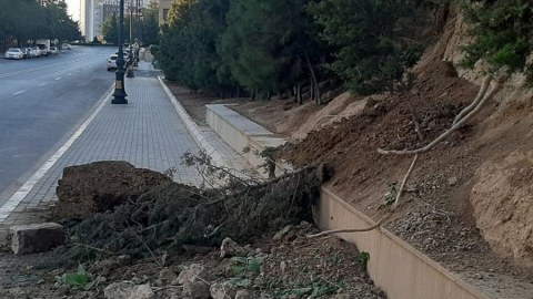Bu, sürüşmə deyil, uçqundur - AÇIQLAMA