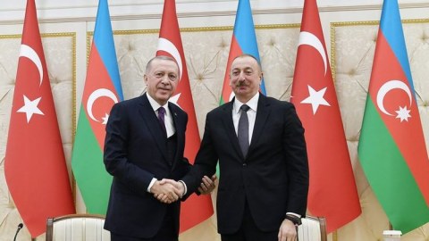 İlham Əliyev Ərdoğanı təbrik etdi