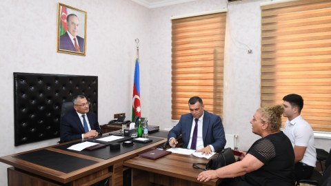 Dövlət Komitəsinin sədri vətəndaşları qəbul etdi