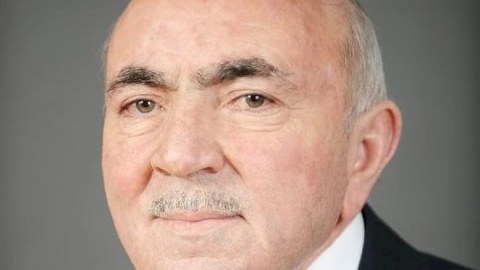Tahir Süleymanovdan Modern.az-a təbrik