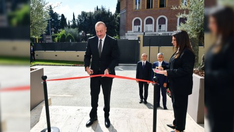 Prezident yeni səfirlik binasının açılışında - FOTOLAR (YENİLƏNİB)