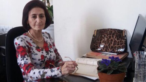 Elçibəyin qardaşı qızı AMEA-nı məhkəməyə verdi