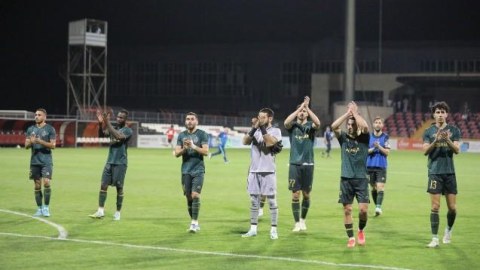 “Qarabağ” “Neftçi”nin rekordunu qırdı