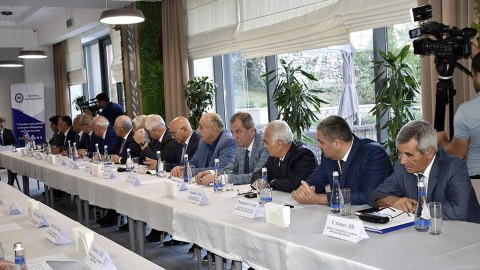 AHİK Şuşada konfrans keçirib