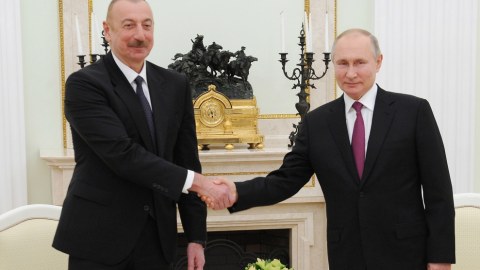 Putin İlham Əliyevə zəng etdi