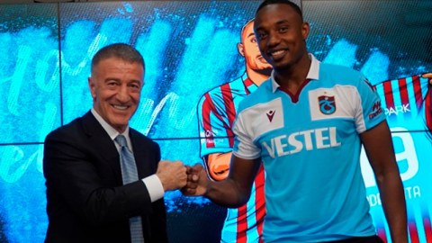 “Qarabağ” “Trabzonspor”un hücumçusunu almaq istəyir