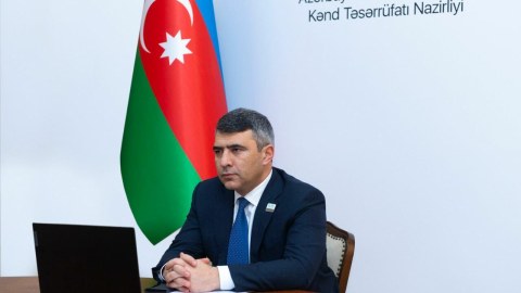 Nazir iqlim dəyişkliyinin yaratdığı risklərdən DANIŞDI