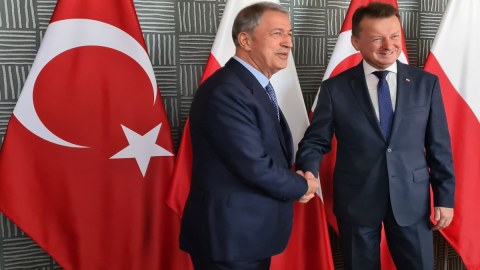Polşa və Türkiyə müdafiə nazirləri görüşüb