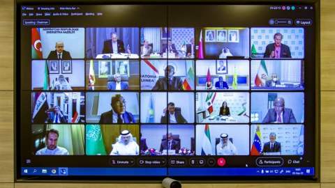 Azərbaycan OPEC-in qərarını DƏSTƏKLƏDİ
