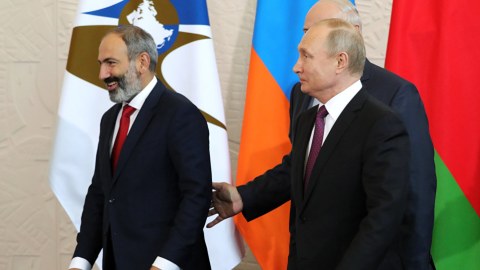 Paşinyan bu gün Rusiyaya gedir