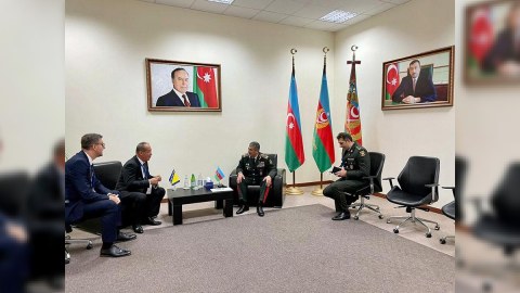 Bakıda müdafiə nazirlərinin görüşü keçirildi