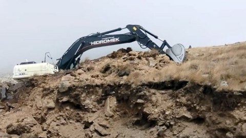 Ermənilər Laçında mülki texnikanı atəşə tutdu - VİDEO