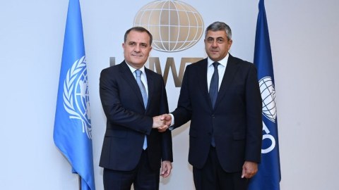 Ceyhun Bayramov Baş katiblə danışıqlar apardı 