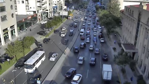 Bakının bu yollarında tıxac var