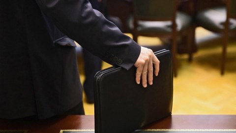 İlk olaraq bu məktəblərə direktor təyin olunacaq