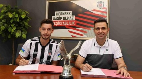 “Beşiktaş” yeni futbolçu transfer etdi