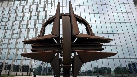 NATO Kosovoda hərbçilərinin sayını artırır 