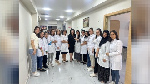 Deputat Bərdədə yeni klinikaya baş çəkib