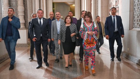 Sahibə Qafarova Düşənbənin tarixi məkanları ilə tanış oldu