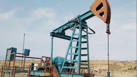 Azərbaycan nefti cüzi BAHALAŞDI