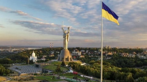Ukrayna təhlükəsizliyinin qarantı olacaq ölkələrin adlarını açıqlayıb - SİYAHI