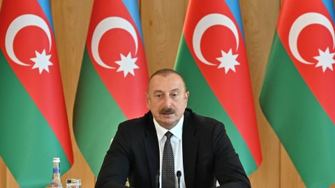 İlham Əliyev AYİB prezidentini qəbul edib