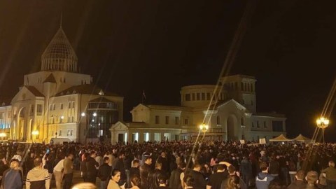 Xankəndi erməniləri ayağa qalxdı - VİDEO