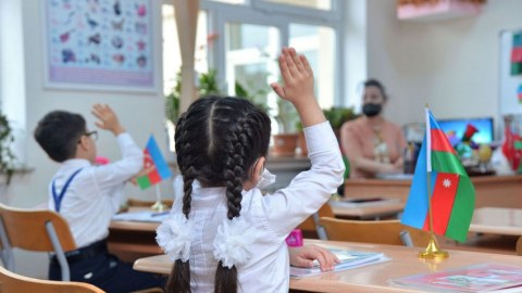 Azərbaycanda yeni dərs ili BAŞLADI