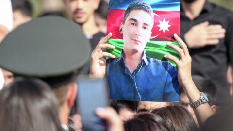 Nazirlik şəhiddən 6 min manat rüşvət alınması faktını ARAŞDIRIR