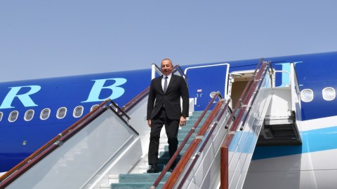 İlham Əliyev Özbəkistana getdi - FOTO