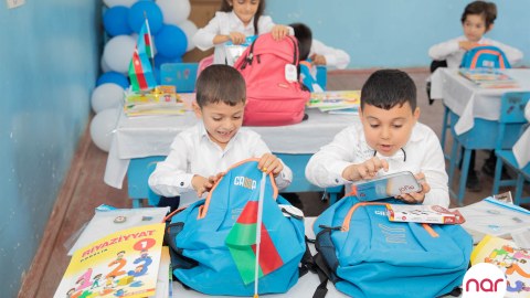 “Nar” Ağdam və Füzuli məktəblərinə səfər edib