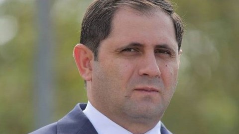 ABŞ rəsmisi erməni nazirə zəng vurdu