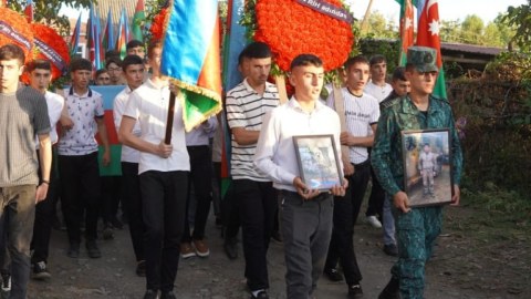 Daha bir şəhidimiz torpağa tapşırılıb - FOTOLAR